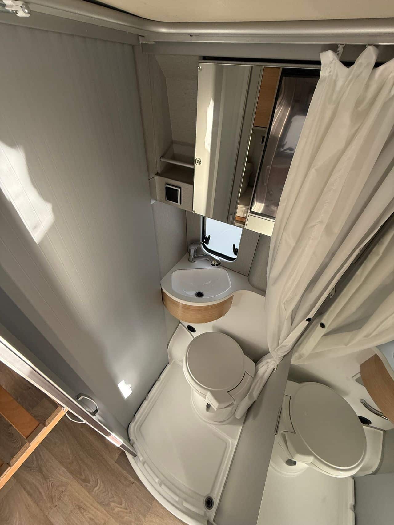 Hymer Camper Vans FREE 600