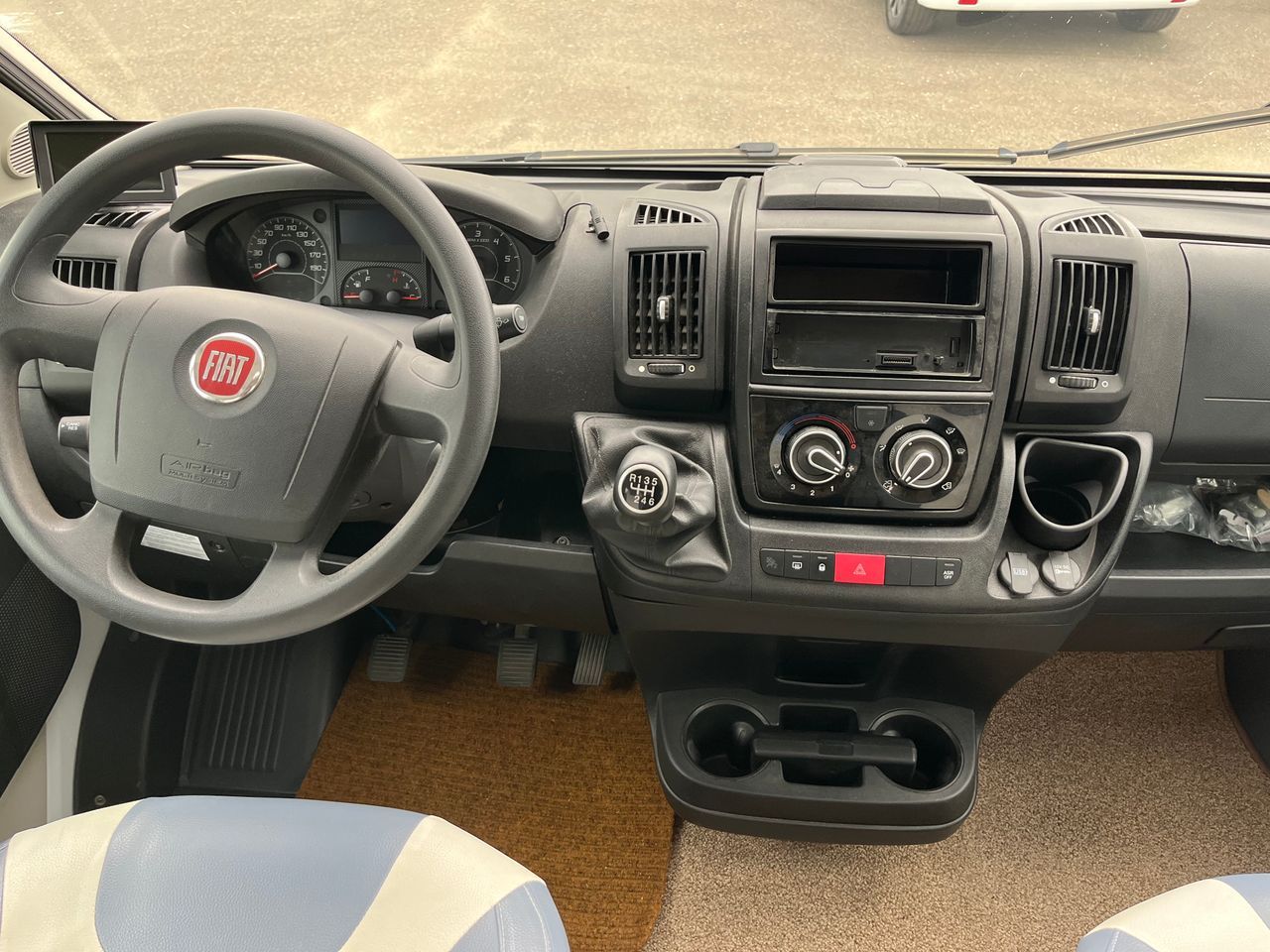 Bavaria T706 C STYLE