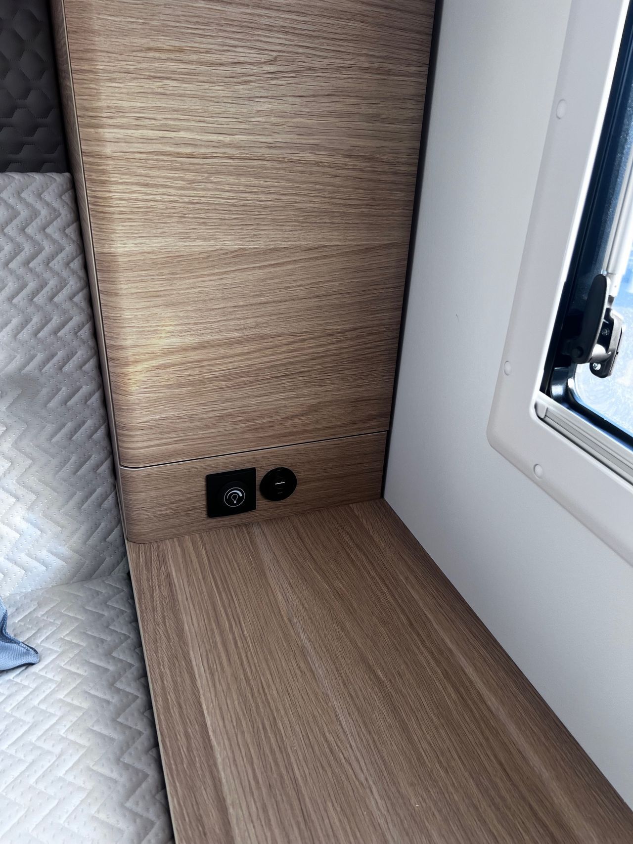 Adria MATRIX 650 DC PACK ANNIVERSAIRE BOITE AUTO 2026