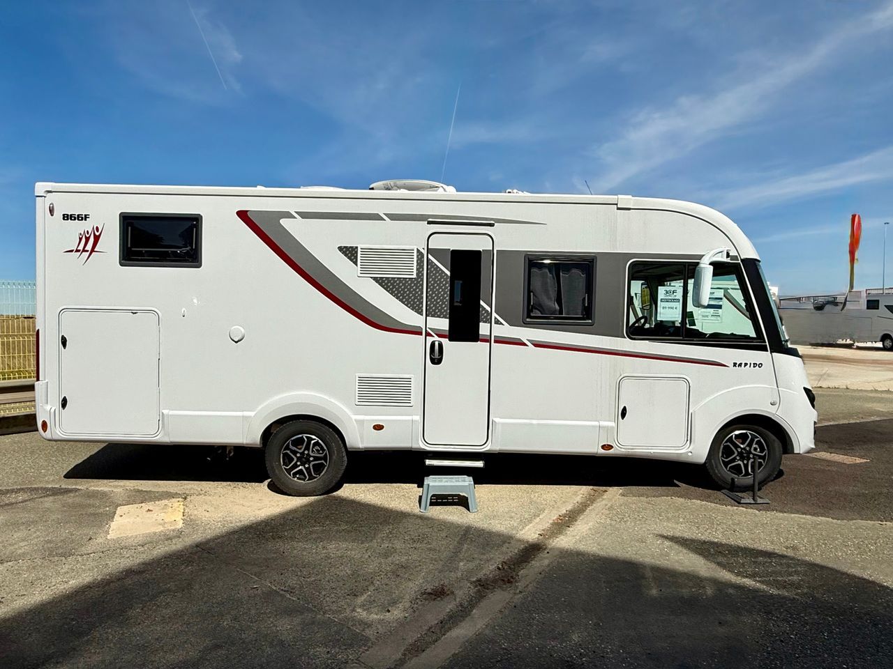 Rapido 866 F