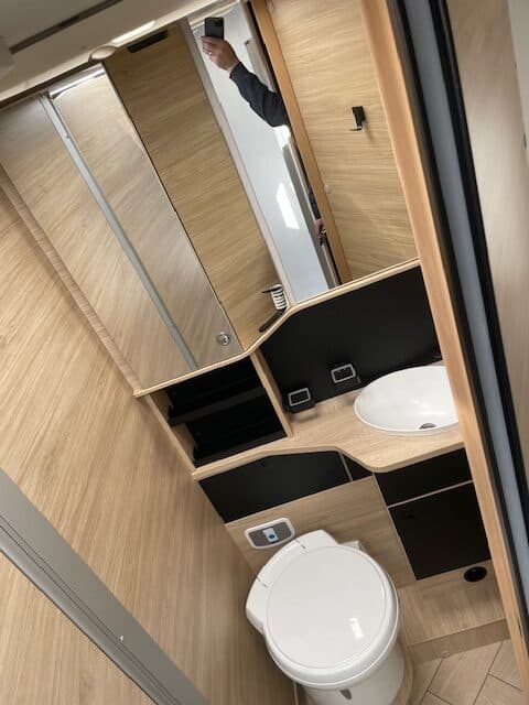 Challenger 328 ETAPE EDITION