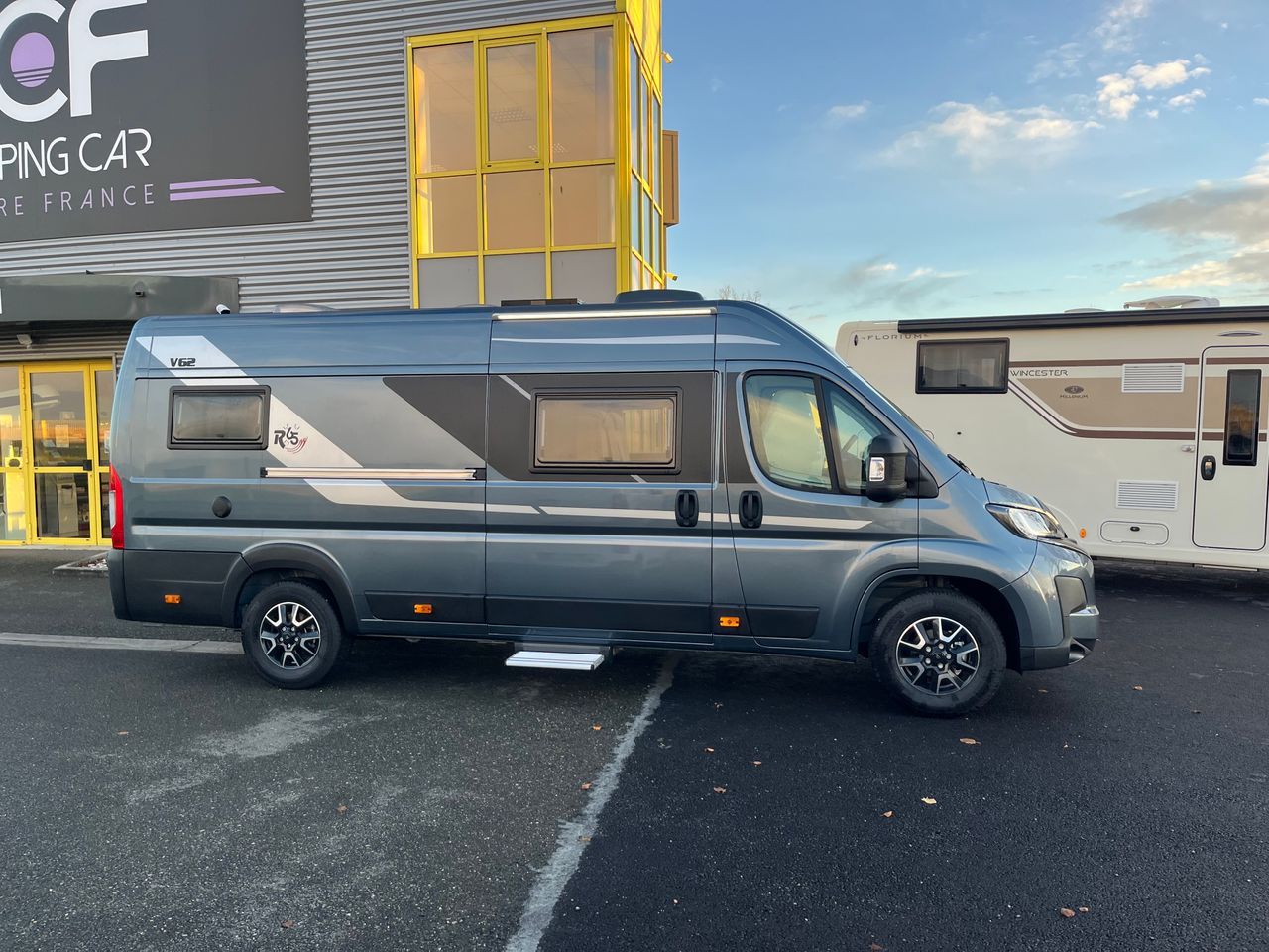 Rapido V62 65 ÈME ANNIVERSAIRE