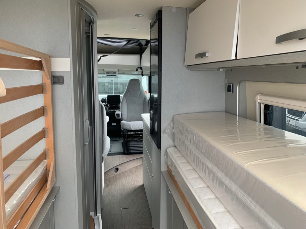 Hymer car FREE 600 CAMPUS CAMPOVOLO GREY