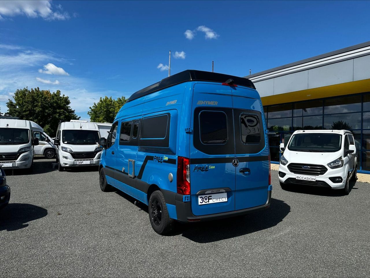 Hymer Camper Vans FREE 600S CAMPUS BLUE EVO