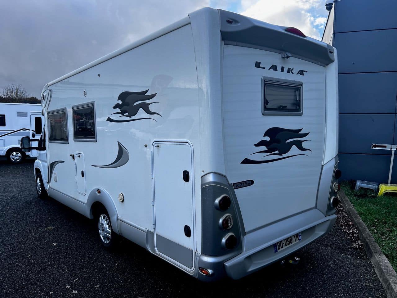 Laika X 715 R