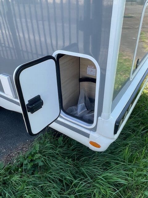 Challenger 328 ETAPE EDITION