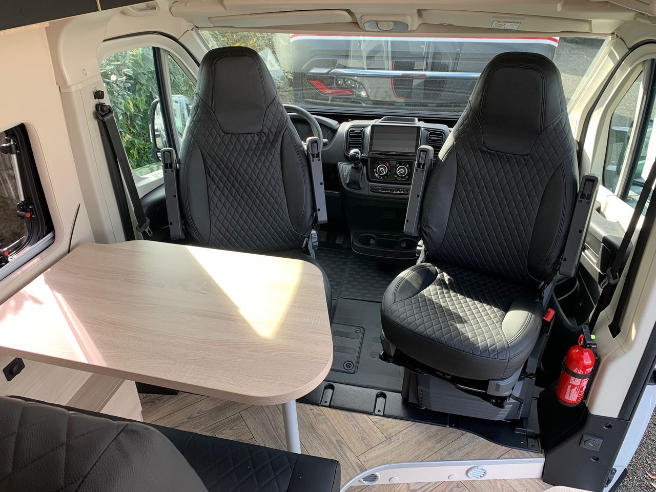 Challenger V114 MAX SPORT EDITION