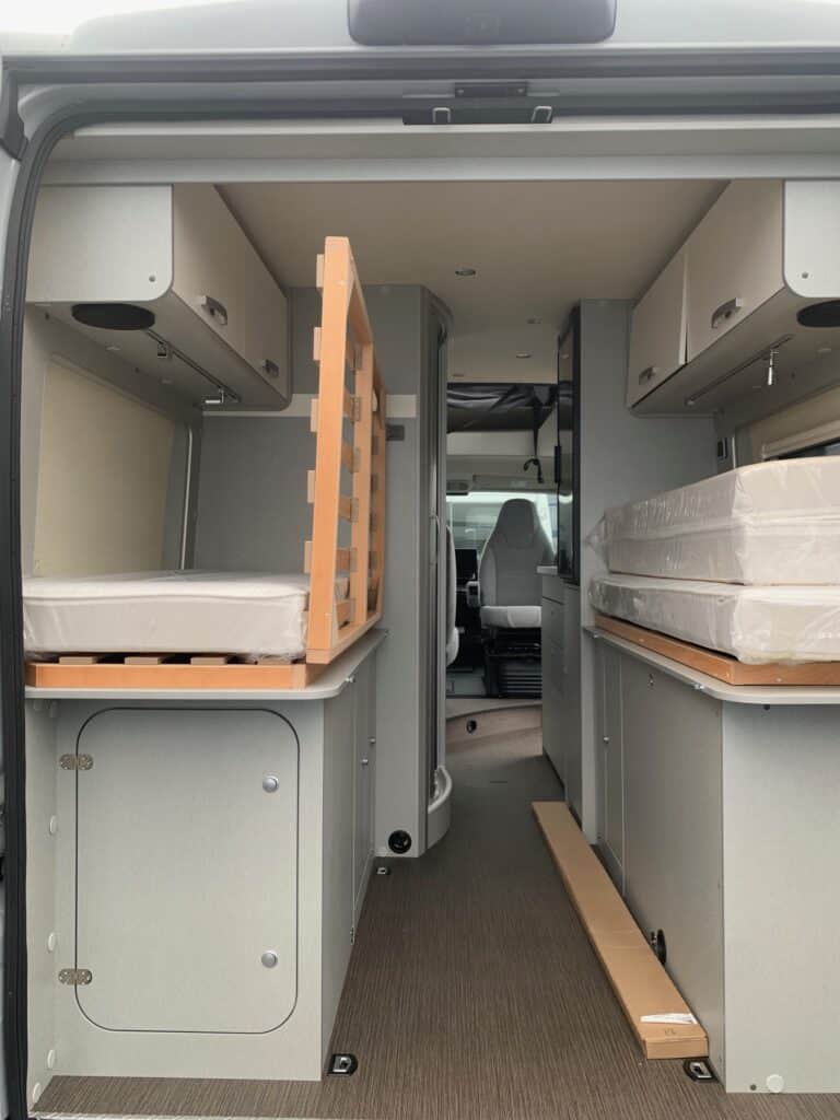 Hymer car FREE 600 CAMPUS CAMPOVOLO GREY