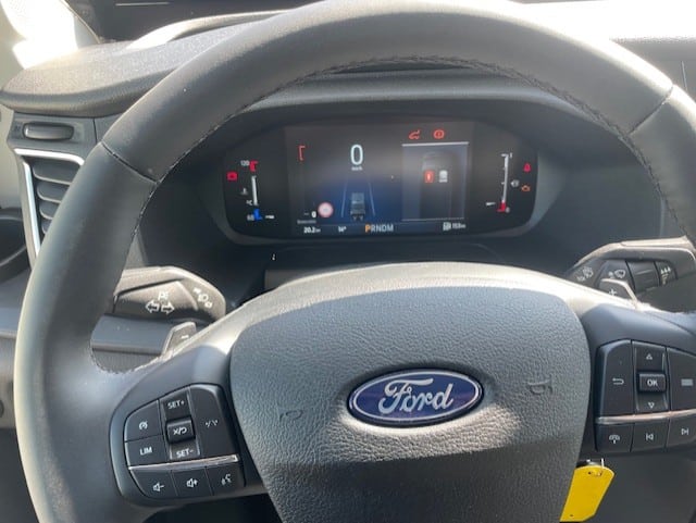 Challenger 328 ETAPE EDITION