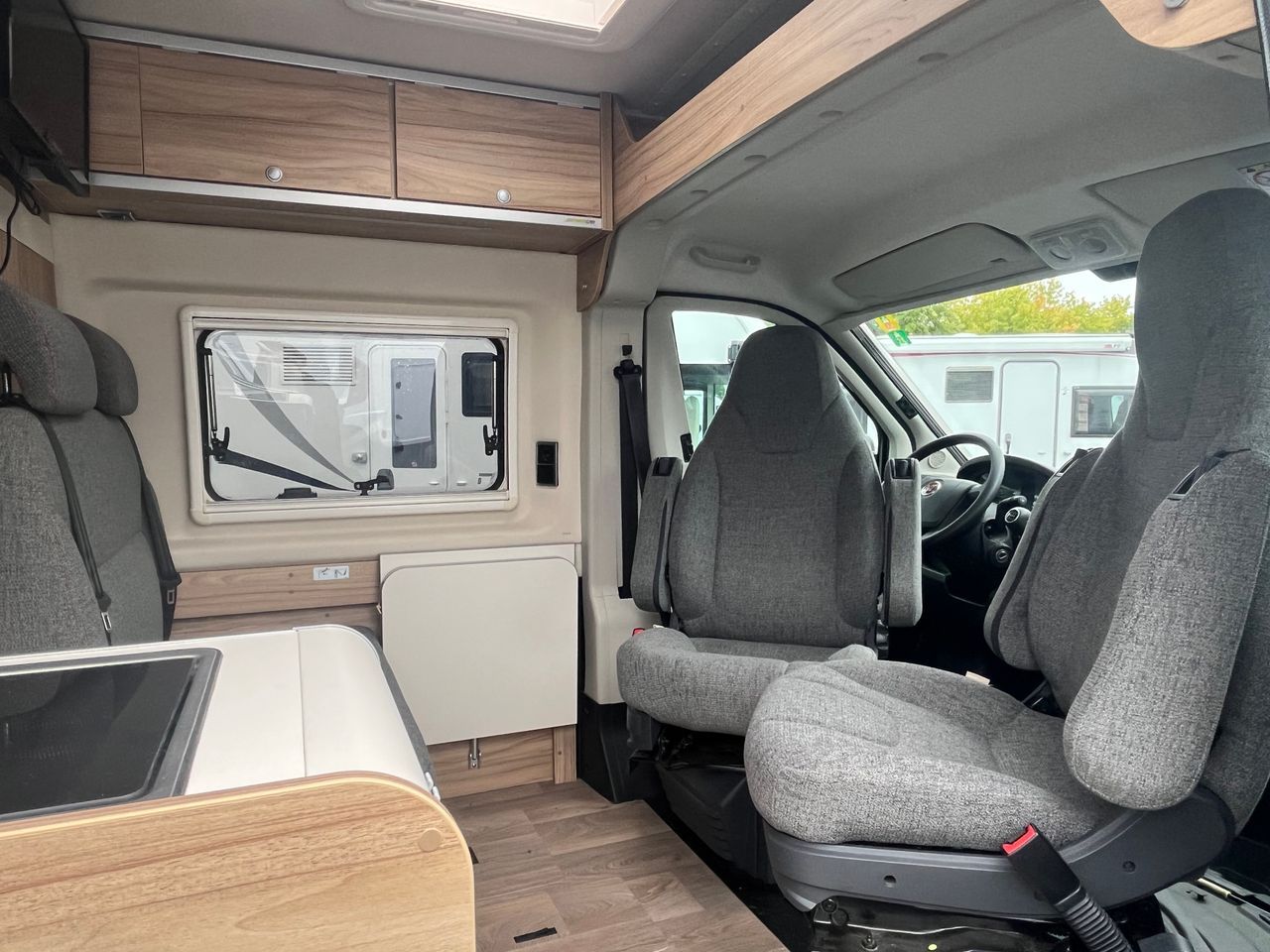 Hymer car CROSSOVER