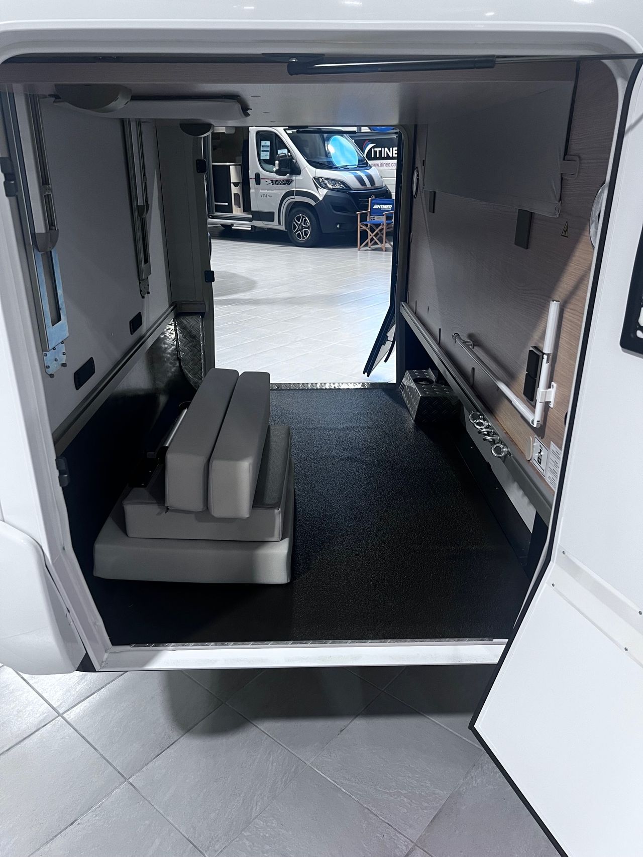 Hymer BMC I690