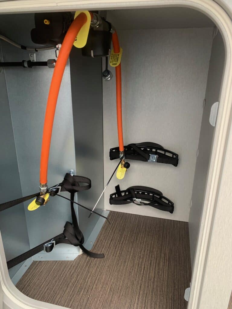 Hymer car FREE 600 CAMPUS CAMPOVOLO GREY