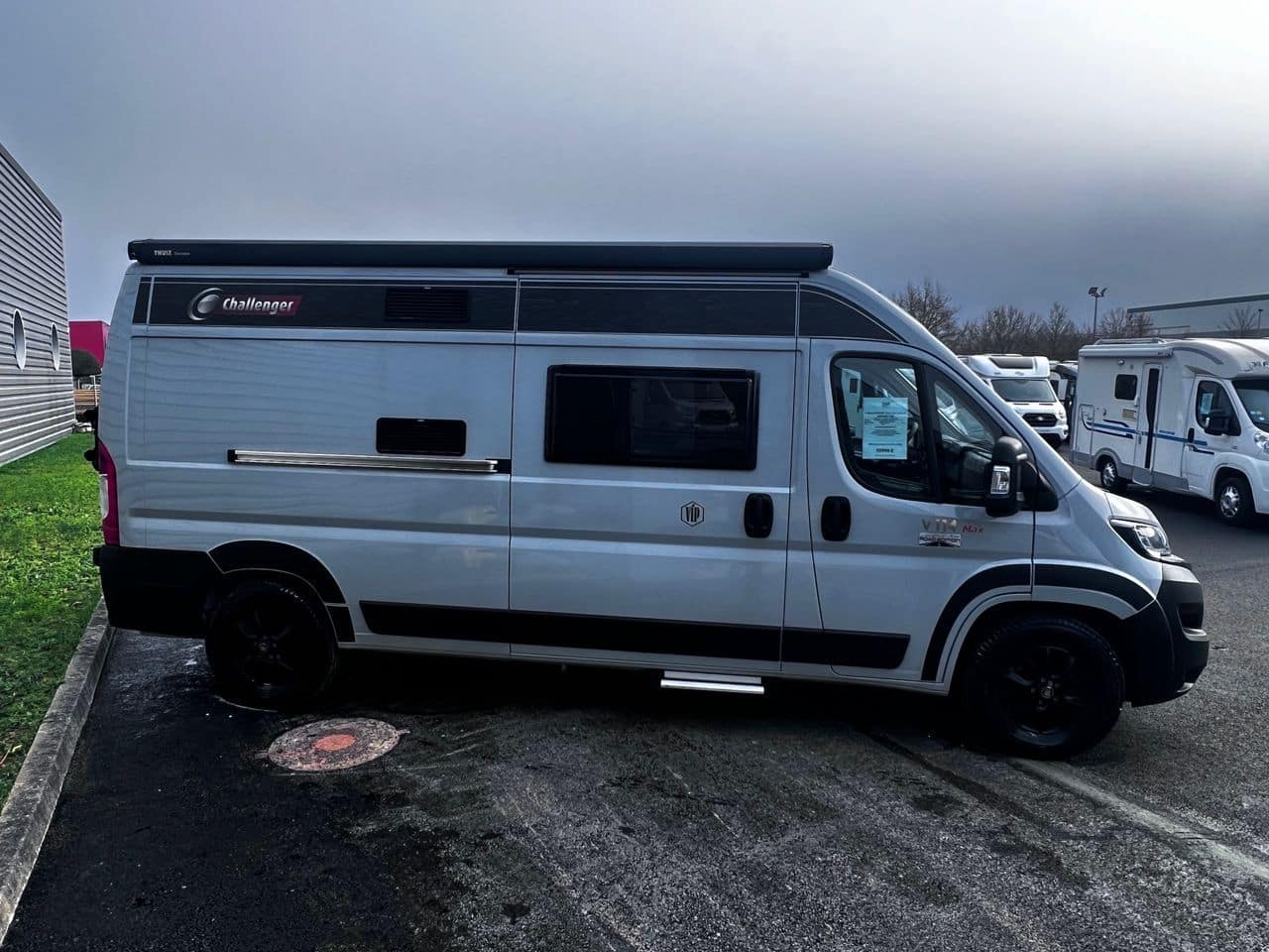 Challenger V114 MAX ROAD EDITION VIP