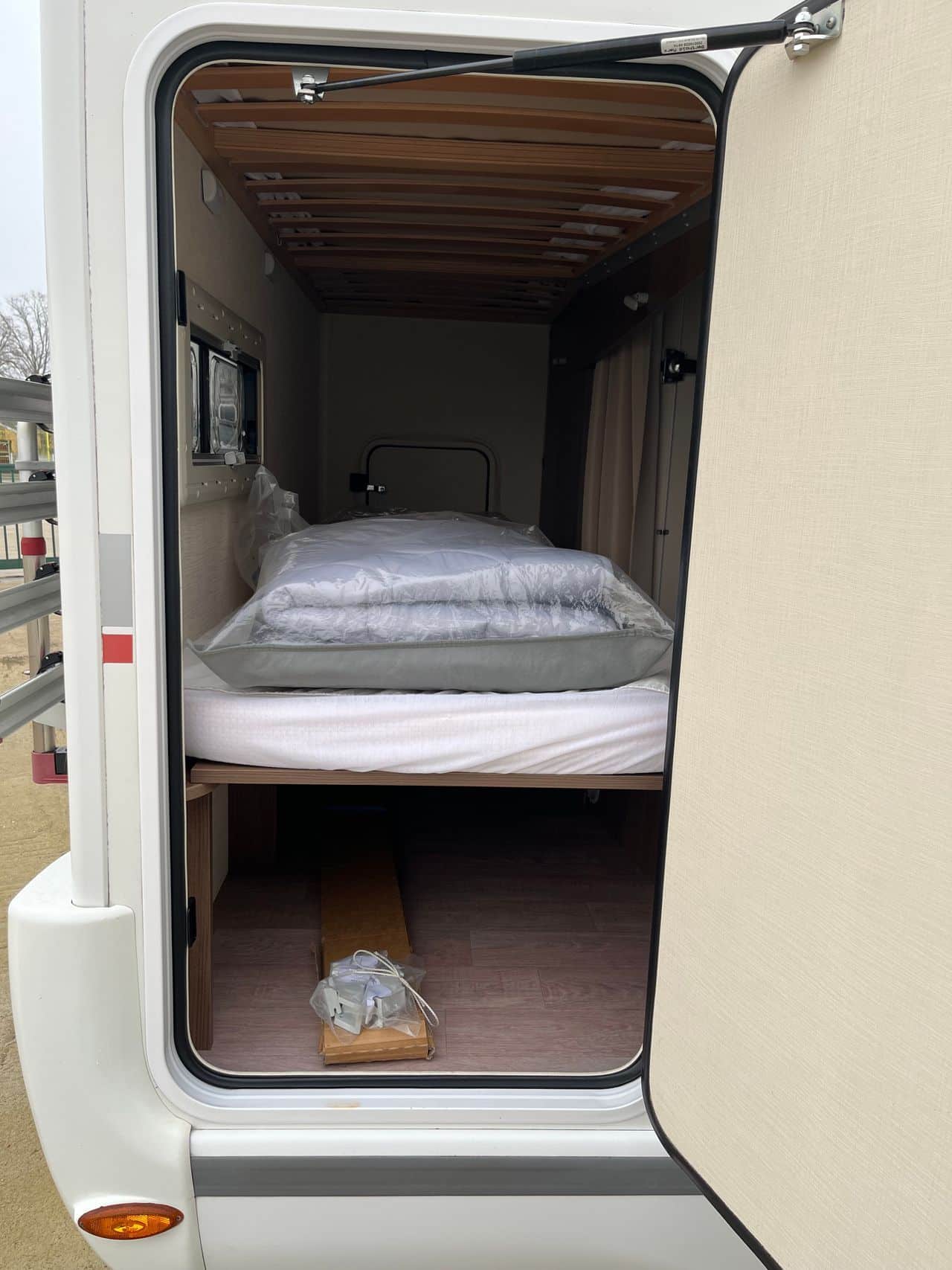 Challenger GENESIS 296