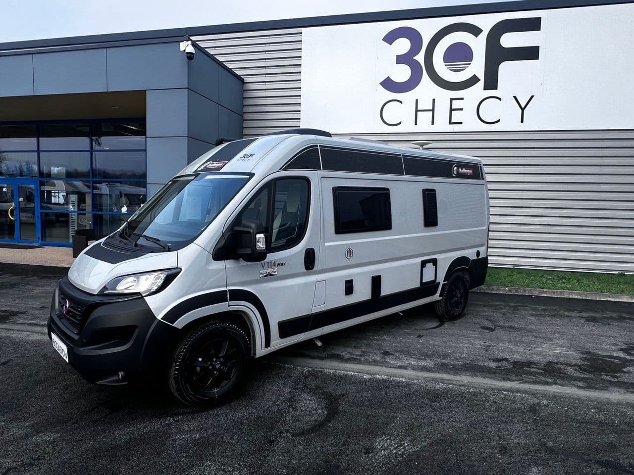 Challenger V114 MAX ROAD EDITION VIP