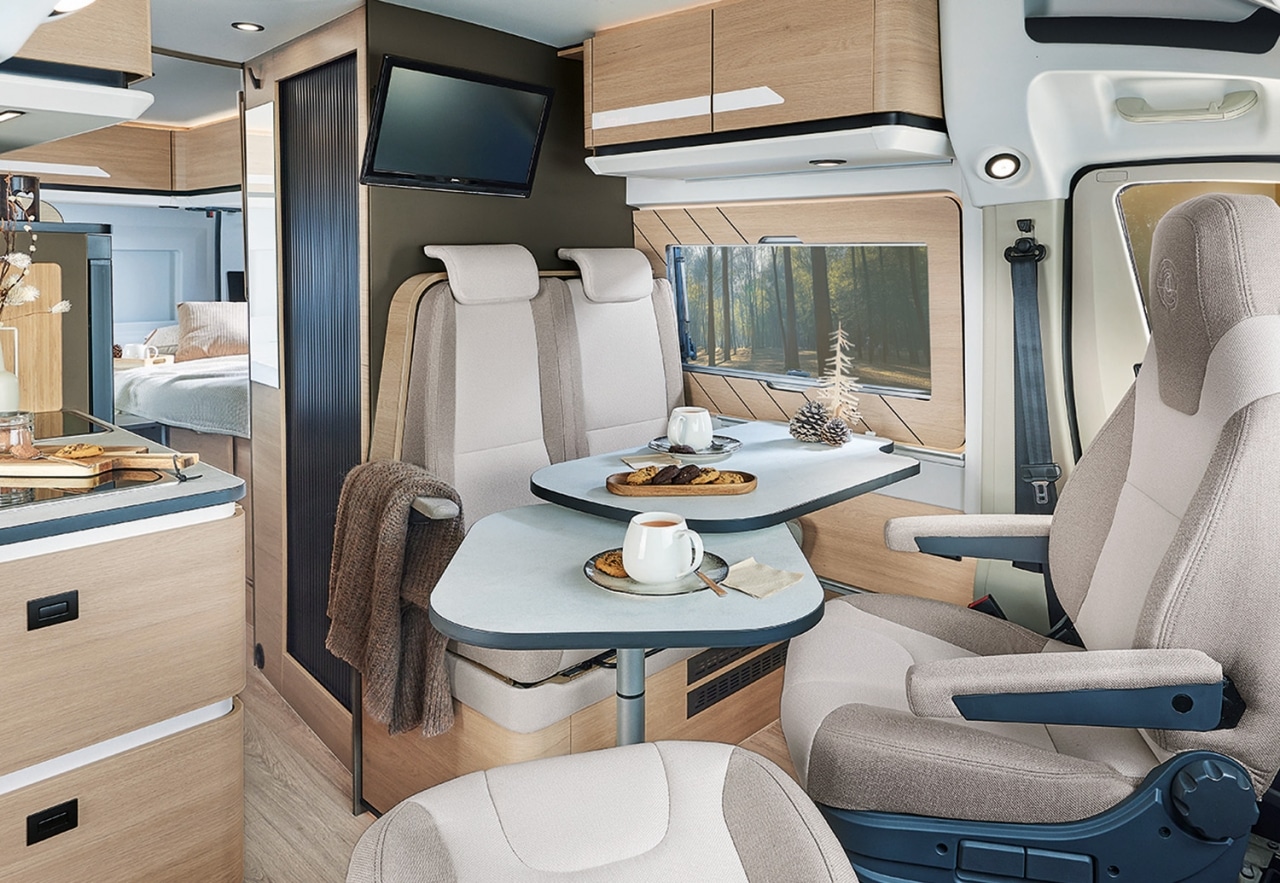 Campereve MAGELLAN 746 SAPHIR