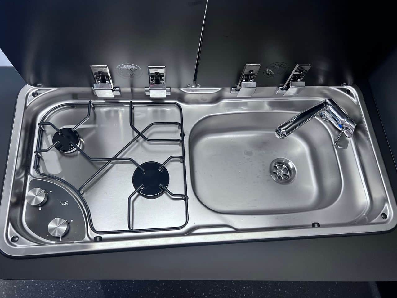 Adria TWIN 640 SGX PTR