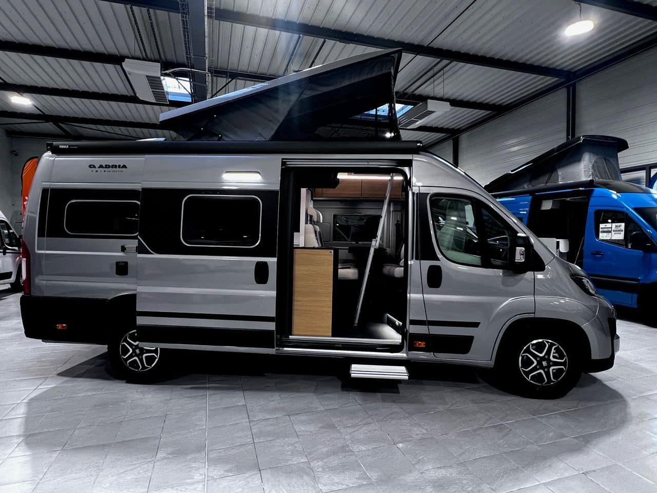 Adria TWIN 640 SGX PTR