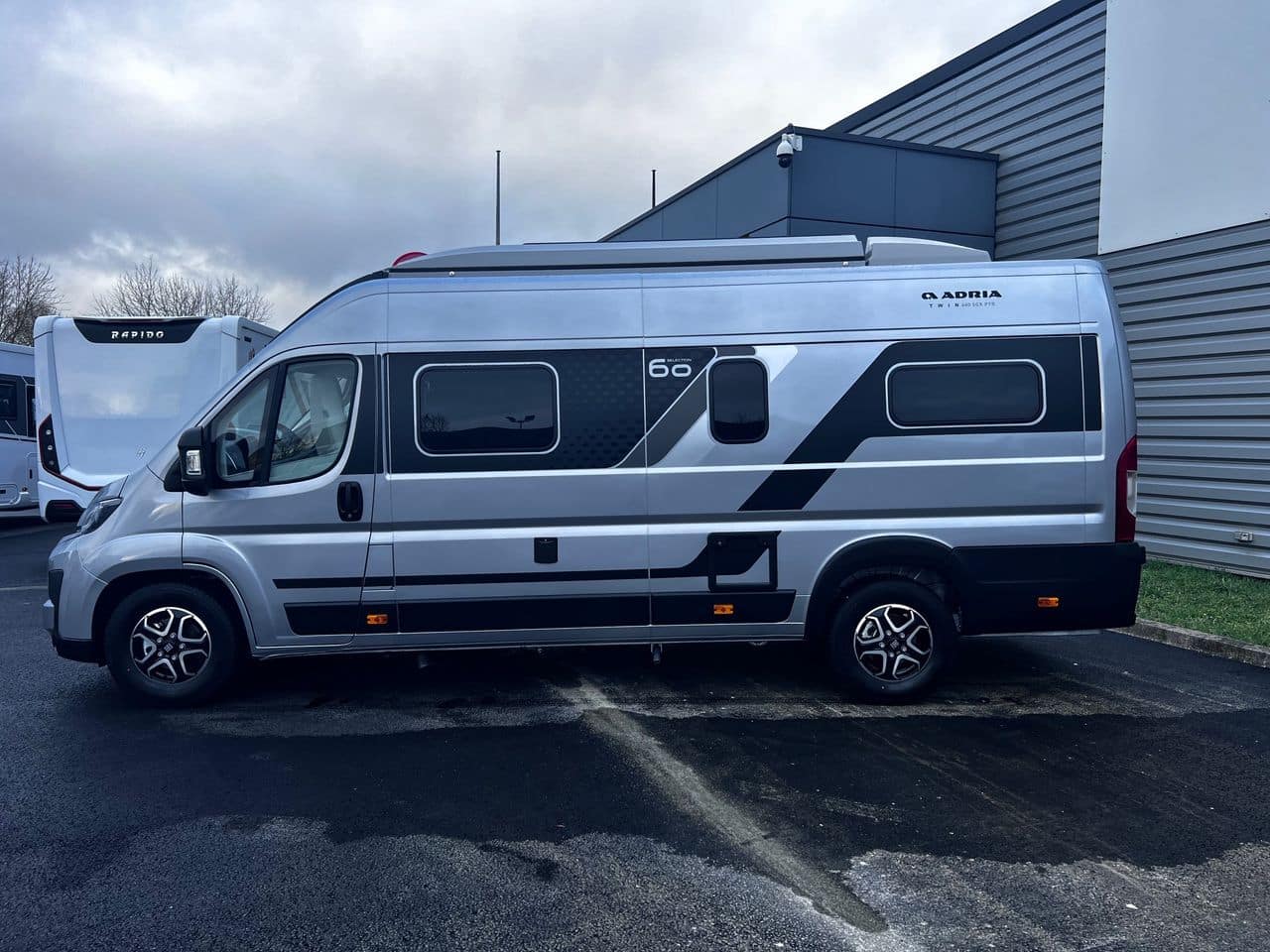 Adria TWIN 640 SGX PTR