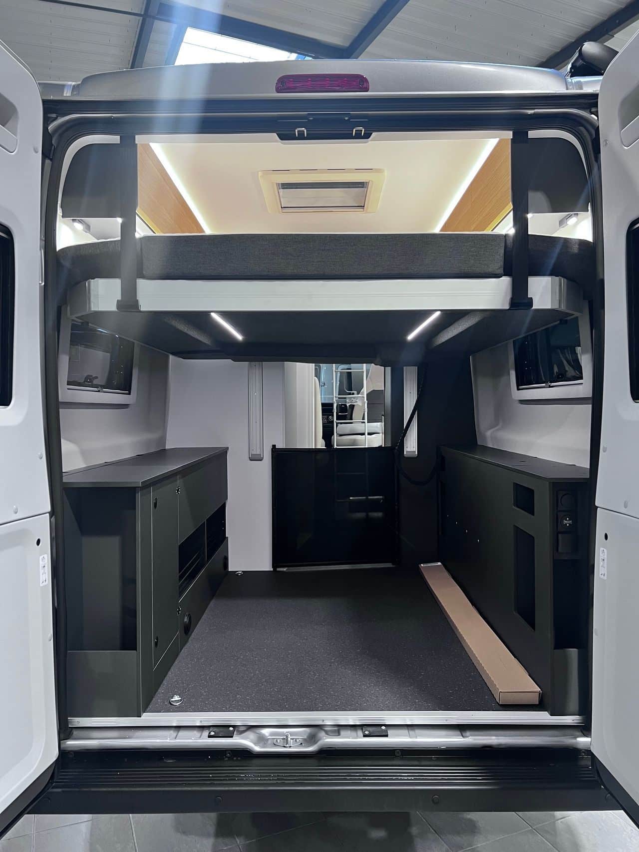 Adria TWIN 640 SGX PTR