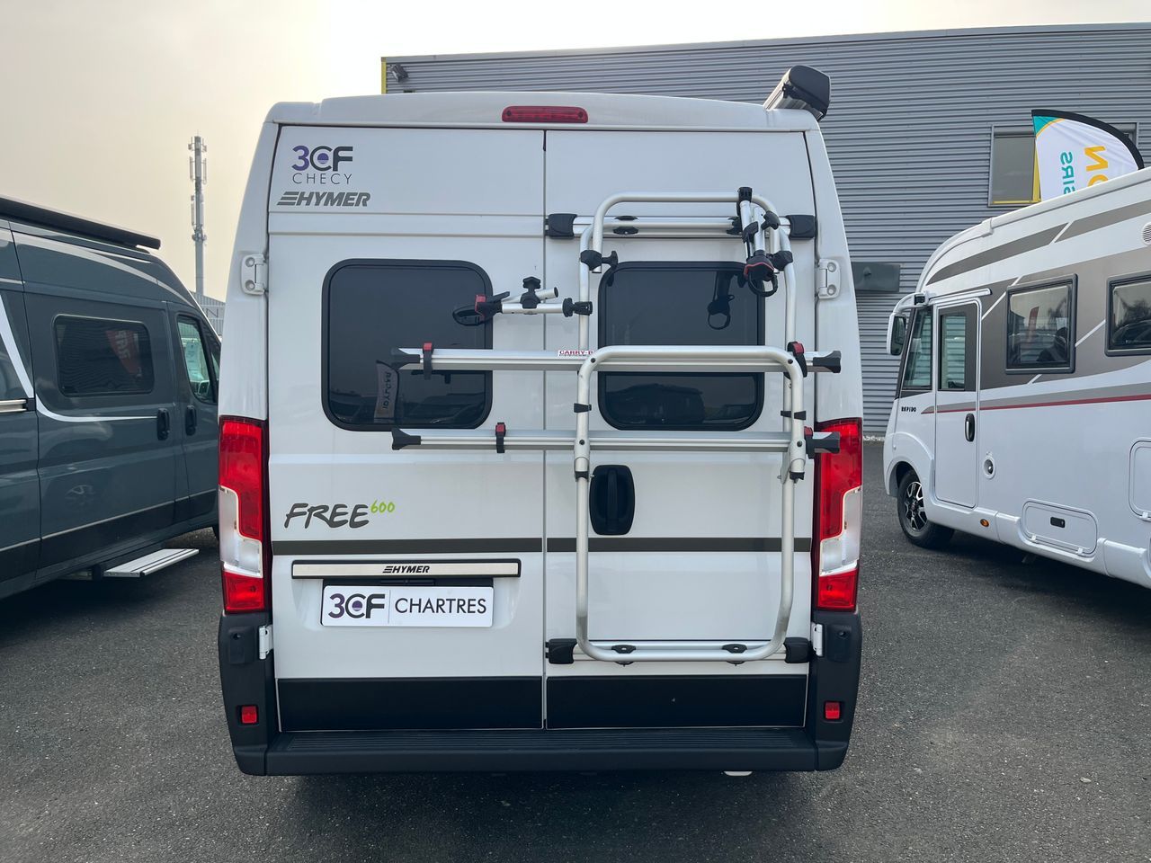 Hymer car FREE 600
