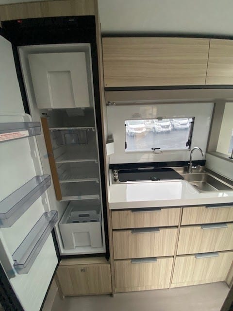 Adria COMPACT DL