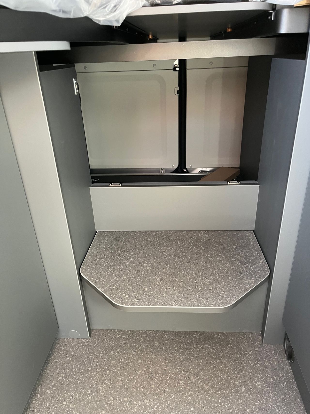 Adria TWIN 640SLB 60 YEARS