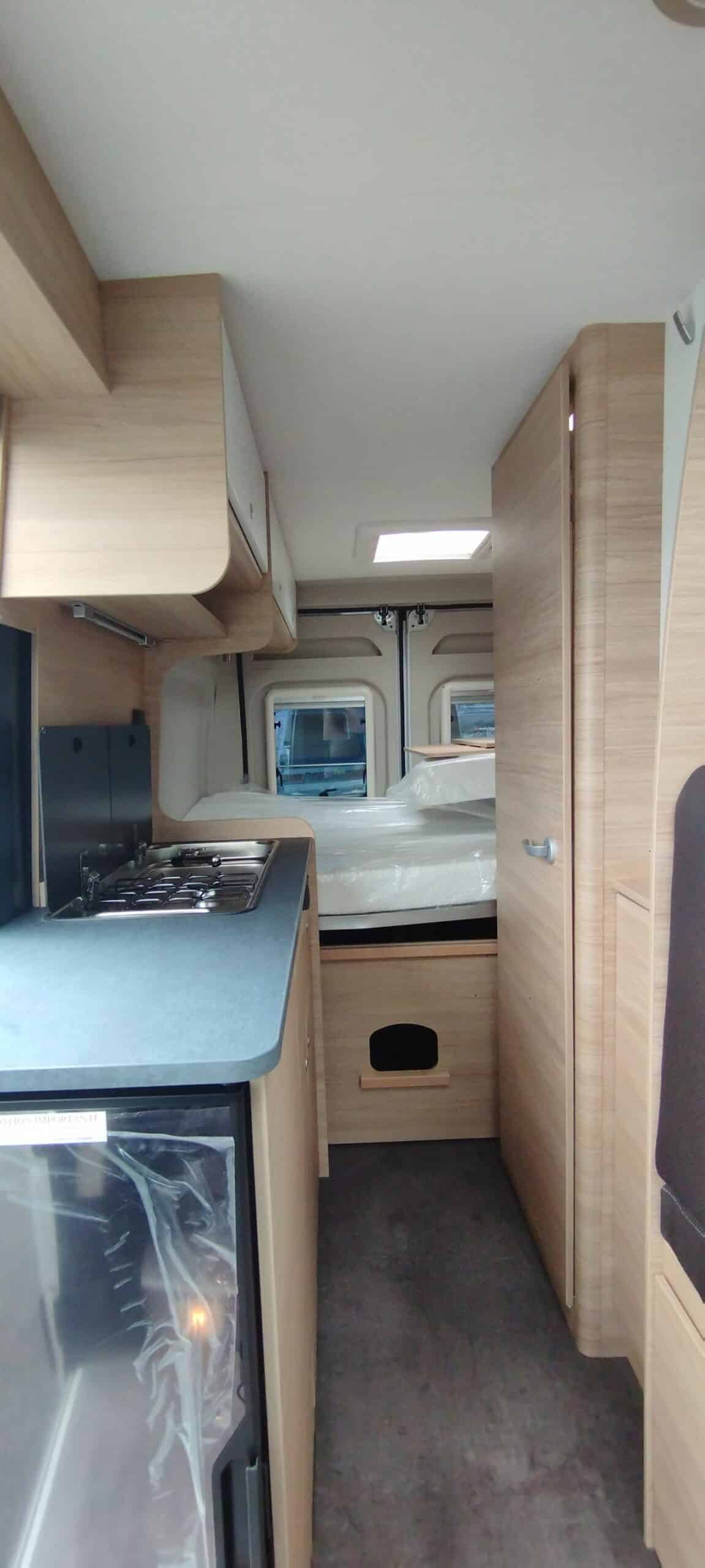 Road Car 600