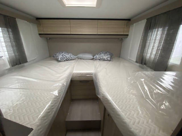 Adria COMPACT DL