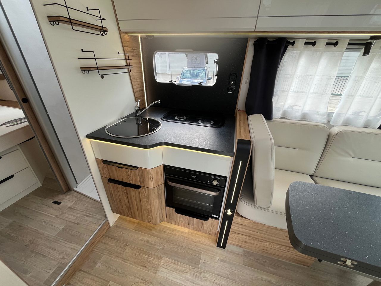 Bavaria I740 NOMADE