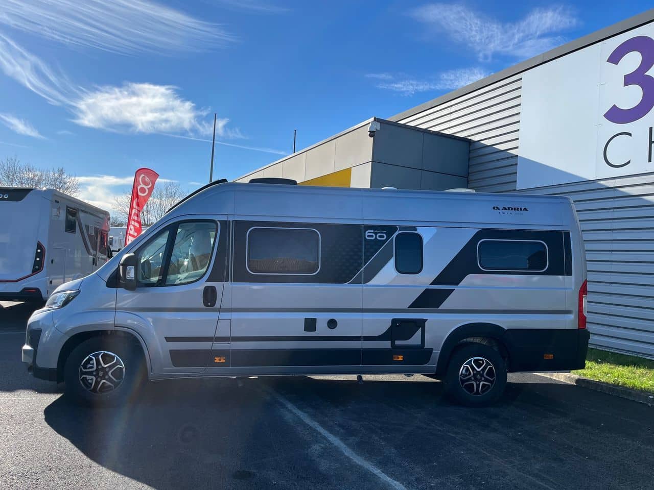 Adria TWIN 640SLB 60 YEARS