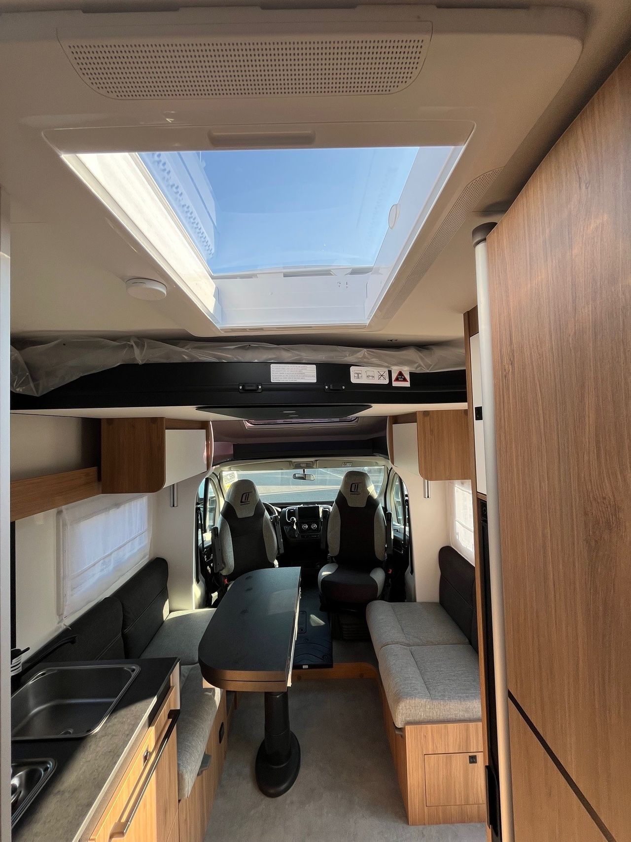 Challenger 318 COSY EDITION