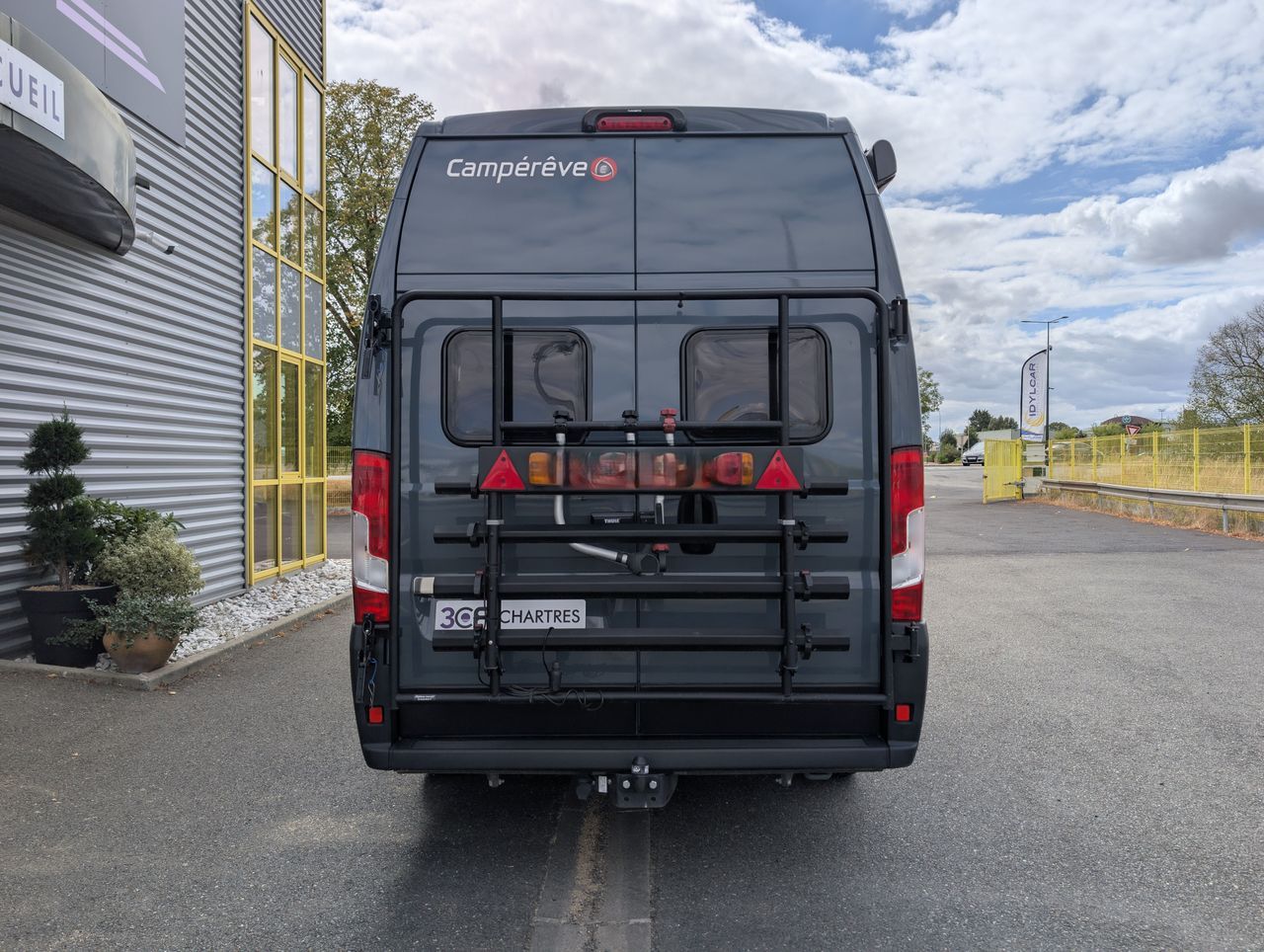 Campereve living van
