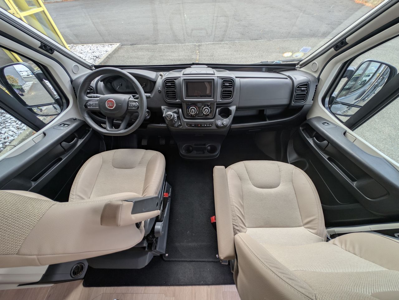 Campereve living van